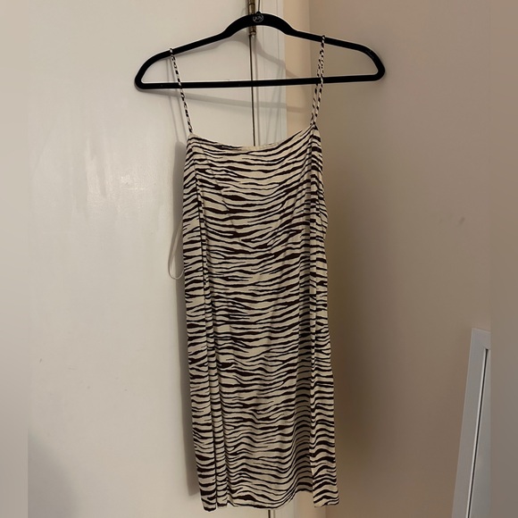 Motel Mini Dress - Picture 3 of 3